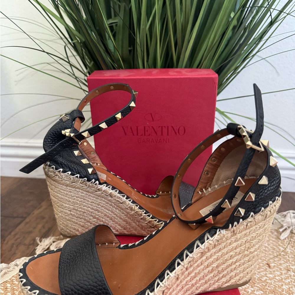 Valentino Garavani Black and Tan Wedge Sandals